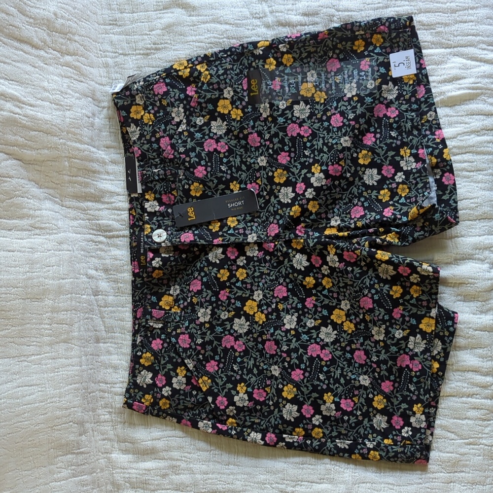 Lee, size 14 floral shorts
